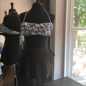 Swim top w / cover up skirt